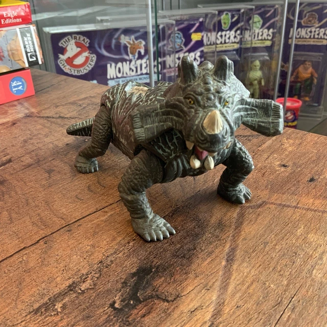 VINTAGE JURASSIC PARK Dino Tracker Estemmenosuchus Action Figure Retro